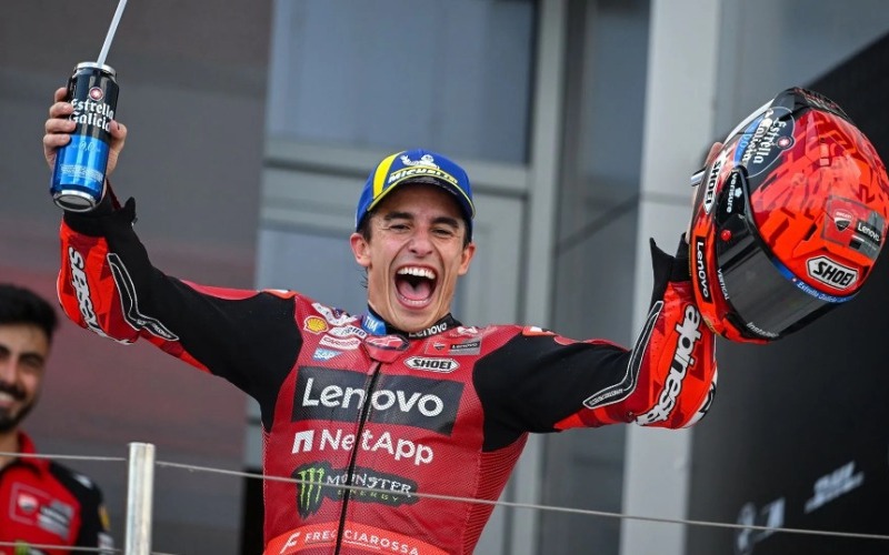 marc-marquez-celebrando-una-victoria-esta-temporada-16-9-aspect-ratio-default-0_da39-127b29.jpg
