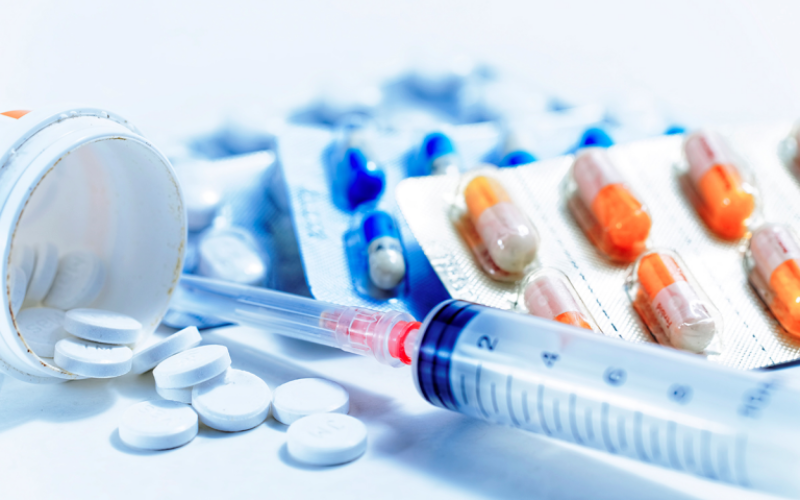 medicamentos-covid-19-768x512-ecd213.png