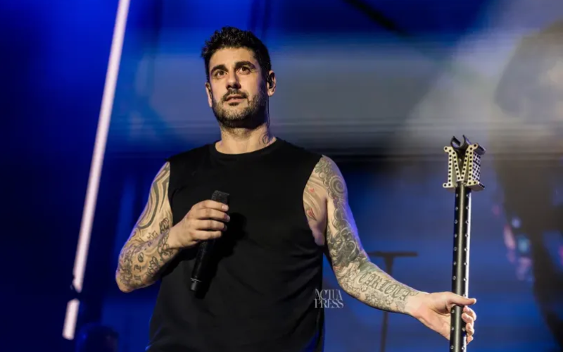 melendi--0b9da8.png