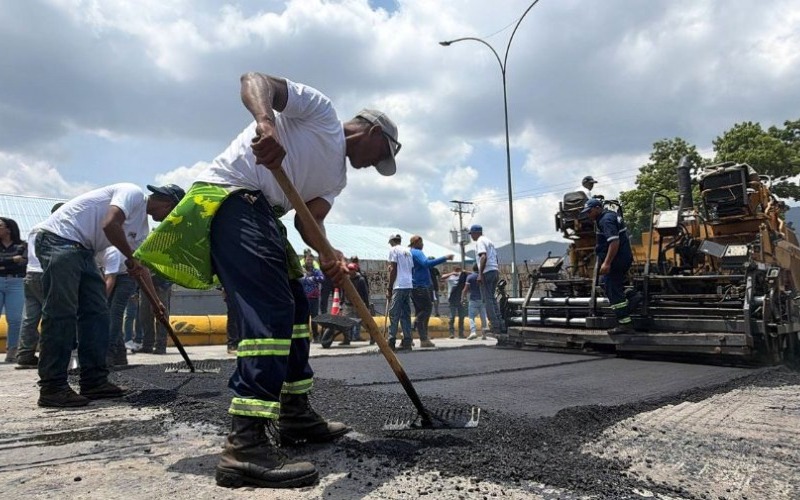 ministerio-de-transporte-inicia-rehabilitacion-de-la-yaguara-el-junquito-900x506jpg-60351-1d29b3.jpg