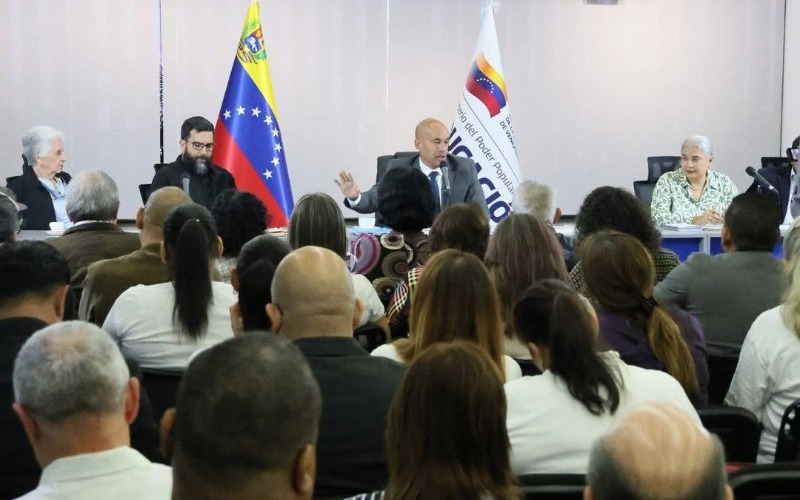 ministerio-educacion-debate-tareas-4-393e90.jpg