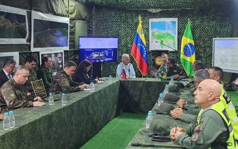 ministro-gonzalezlopez-articula-esfuerzos-humanitarios-josemucio.jpg-bc6a63.png