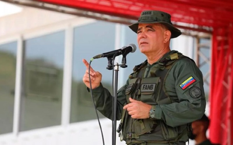 ministro-para-la-defensa-vladimir-padrino-lopez-41813-6f6fc6.jpg
