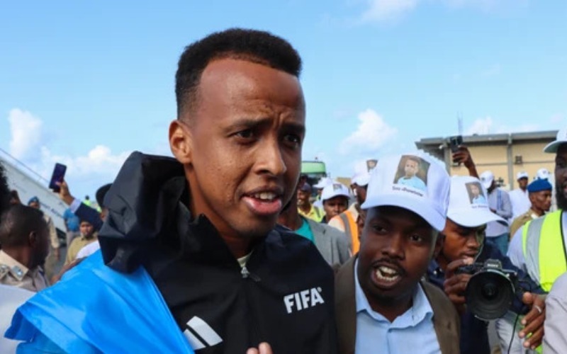 omar-abdulkadir-artan-llegada-mogadiscio_160-e2089b.jpg