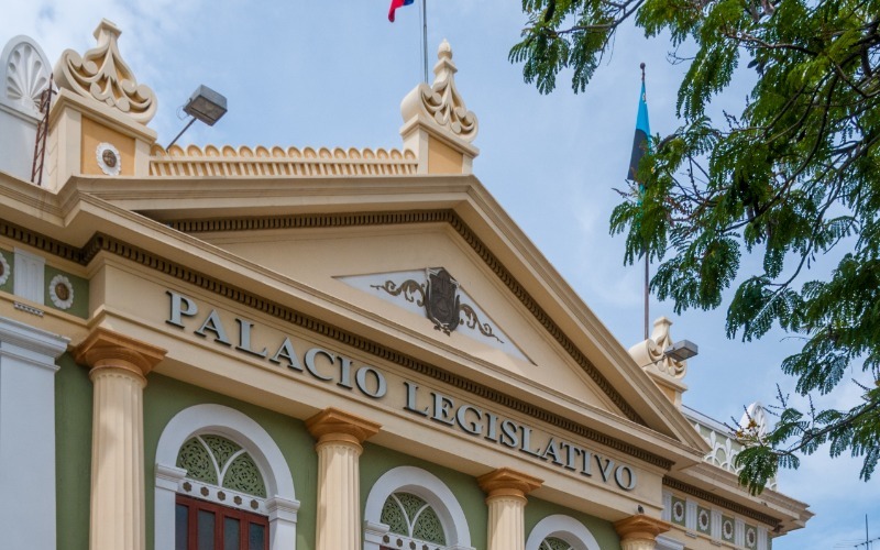 palacio_legislativo_de_maracaibo-45ce72.jpg
