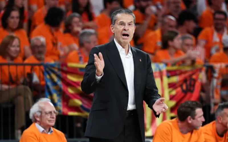 pedro-martinez-partido-valencia-basket_60-295124.jpg