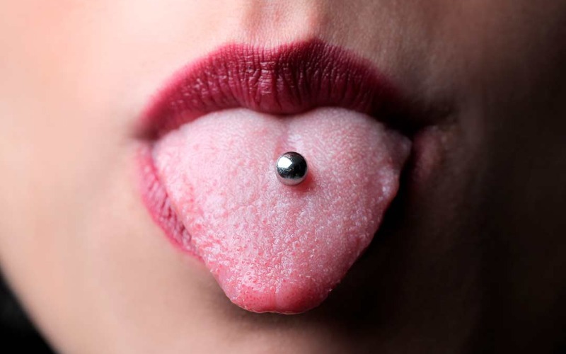 peligros-piercing-lengua-fca7c6.jpg