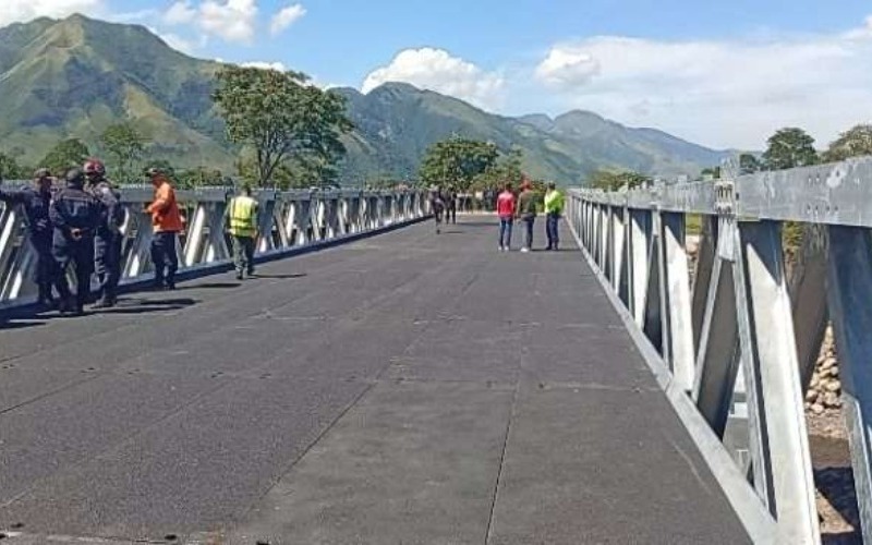 puente-de-guerra-cumanacoa-696x367-1-7018e4.jpg