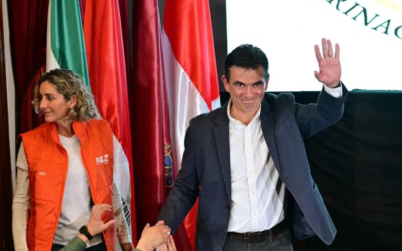 rodrigo-paz-celebra-su-triunfo-ivecuhmulnfthbr3nedbxre2oy-7dab2f.jpg