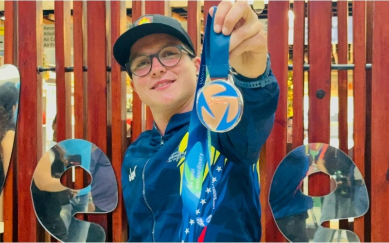 Llegó a Venezuela Rosa Martínez, medalla de bronce en la Copa del Mundo de Triatlón Viña del Mar 2025