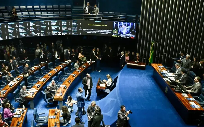 senado-brasil-017a8b.webp