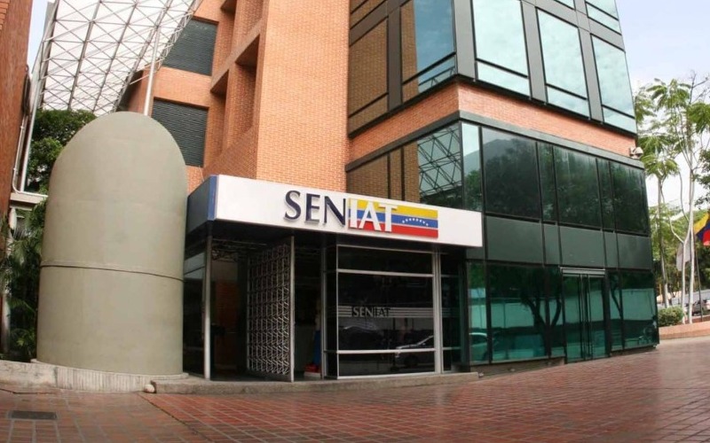 seniat-5795e4.jpg