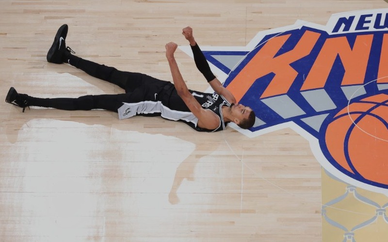 spurs-e2f933.jpg