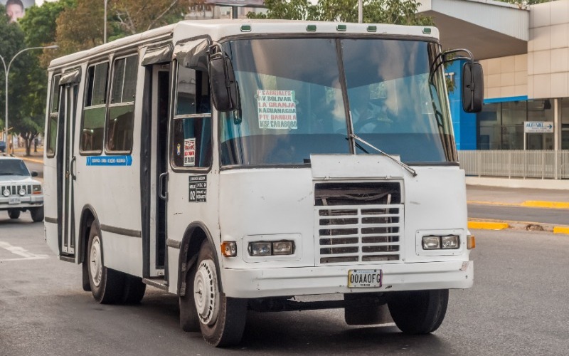 transport_in_valencia-7b16c1.jpg