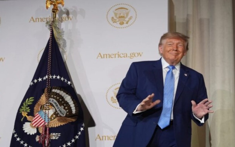 trump-2-696x392-972b95.jpg