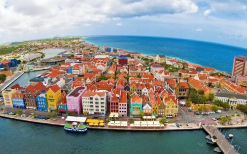tsize_600x400_curazao-5837ef.jpg