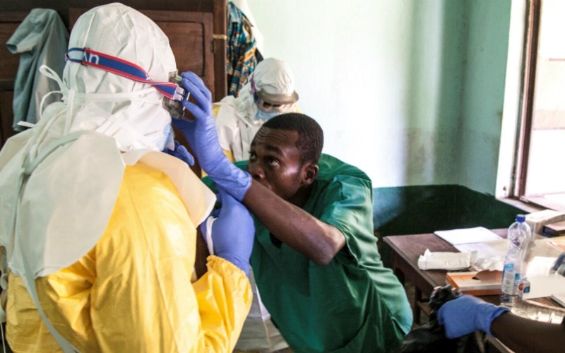 unicefmark_naftalin_-_ebola_-_web-c544ef.jpg