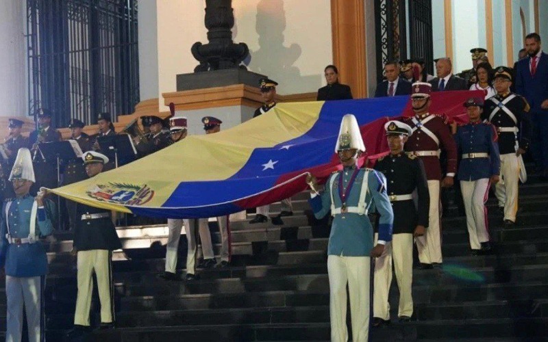 venezuela-conmemora-242-anos-del-natalicio-del-libertador-simon-bolivar-180717-c30e3e.jpg
