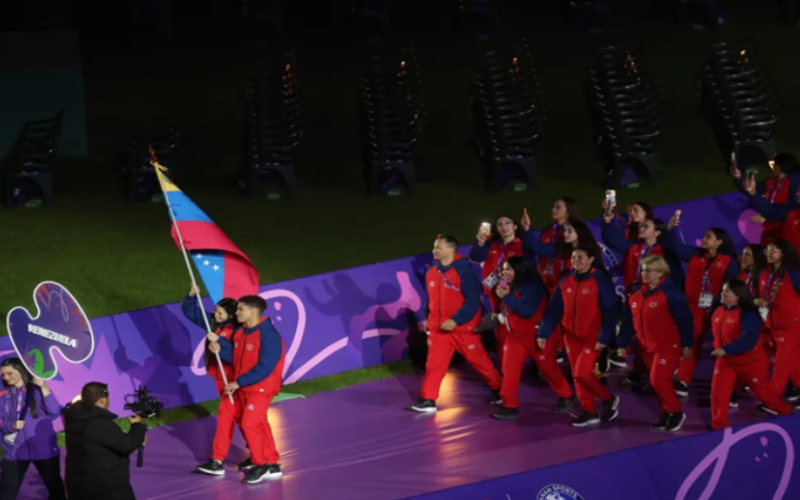 venezuela-desfilo-en-el-acto-inaugural-de-los-ii-juegos-panamericanos-junior-asu-2025-768x427-37b058.png