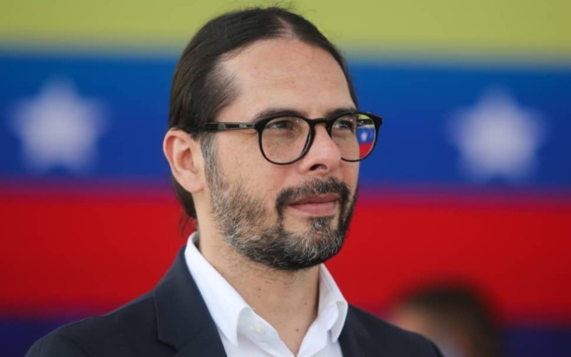 vicepresidente-sectorial-de-comunicacion-y-cultura-freddy-nanez-37743-0767b0.jpeg