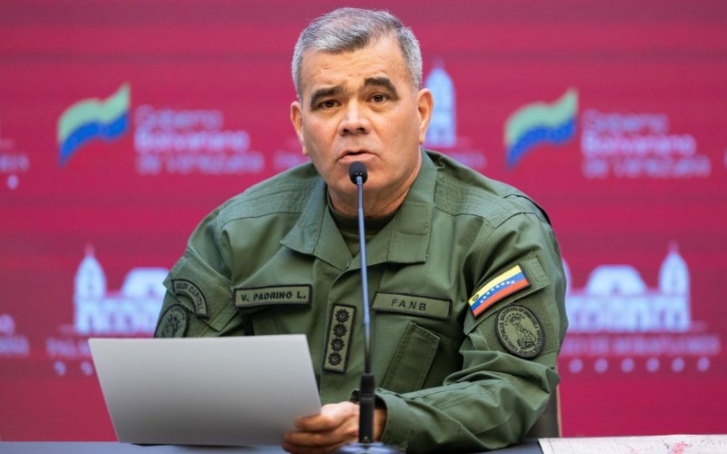 vladimir-padrino-c47d4a.jpg