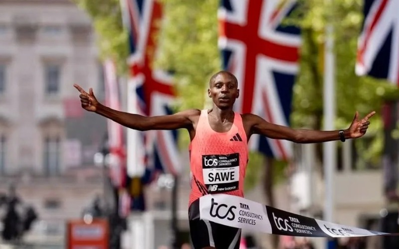 we-made-history.-sabastiansaweadidasrunning-londonmarathon-london-run-adidasrunning-maurt-1080x572-46c9cc.jpg