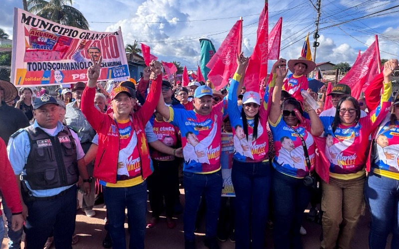 Candidato Manolo Vallez cerró campaña en la Gran Sabana, Bolívar