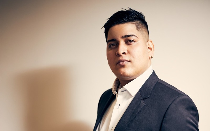 Alex La Revelación anuncia su regreso con el álbum "El Renacimiento"