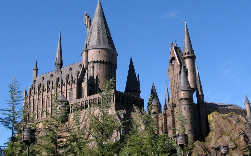 wizarding_world_of_harry_potter_castle-8937e0.jpg