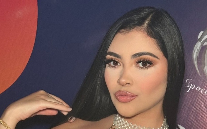 Yenifer Dreams es galardonada en los Premios Fénix en Medellín